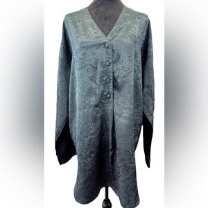 Victoria’s Secret Y2K‎ silky polyester v-neck button logo sleep shirt size large